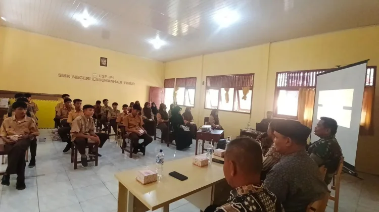 Tak Hanya Bangun Infrastruktur, Satgas TMMD ke-129 Kodim 0107/Aceh Selatan Tanamkan Wawasan Kebangsaan kepada Pelajar