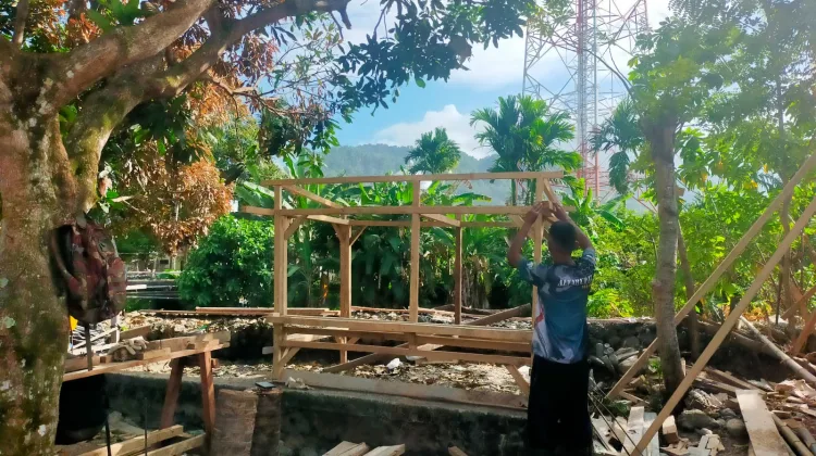 Tak Sekadar Bangun Rumah, Satgas TMMD ke-129 Sulap RTLH Jadi Hunian Produktif Berbasis Ketahanan Pangan