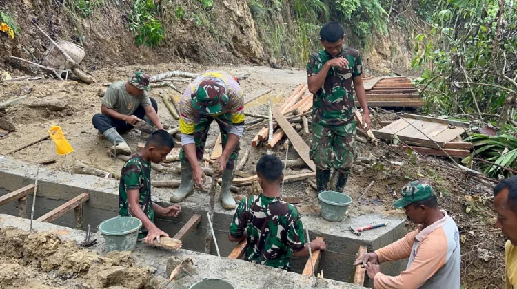 Progres Pembukaan Jalan TMMD Aceh Selatan Tembus 78 Persen, Satgas Rampungkan Pondasi Jembatan Box