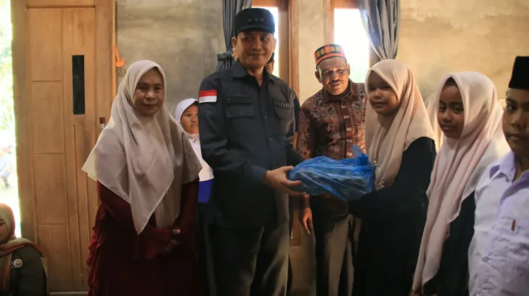 Bupati Aceh Selatan Santuni Anak Yatim di Trumon Timur, Wujud Kepedulian dan Kasih Sayang