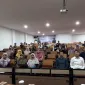 Wakil Rektor Bidang Akademik USK, Direktur Direktorat Pendidikan, dan Kepala UPT MKU USK berfoto bersama perserta bimtek.