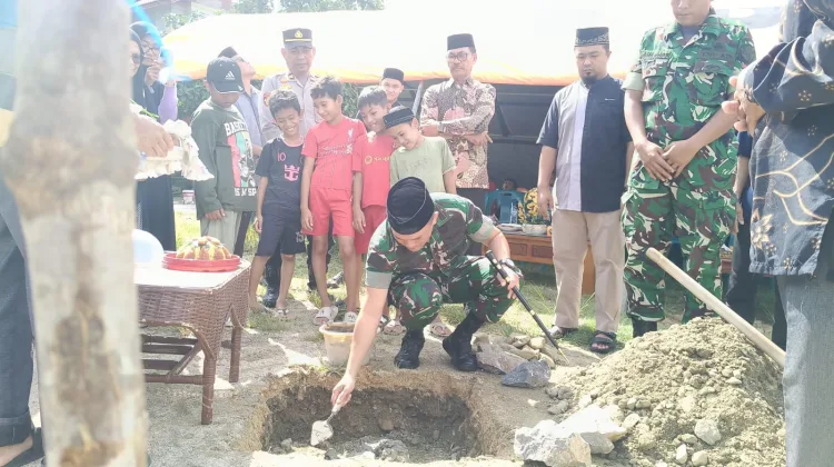 Dandim Aceh Selatan Hadiri Peletakan Batu Pertama Mushola Yusrandin bin Djaminuddin