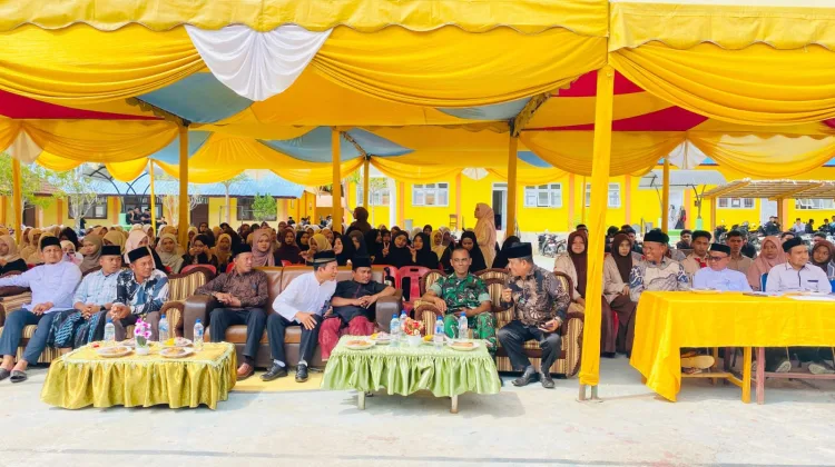 Koramil 10/Labuhan Haji Barat Hadiri Maulid Nabi di SMA Negeri 1 Labuhan Haji Barat