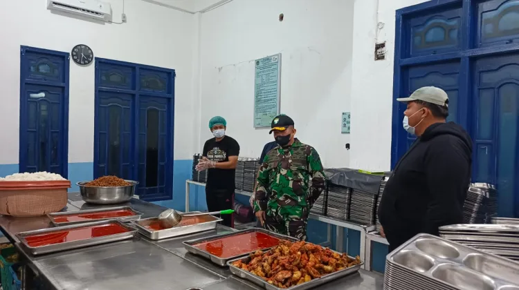 Dini Hari, Dandim Aceh Selatan Sidak Sejumlah Dapur MBG, Tekankan Higienitas dan Kebersihan