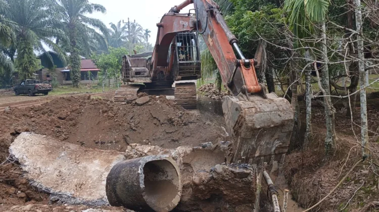 Dua Jembatan Ambruk di Jambo Papan Mulai Dibongkar, TNI Siapkan Tahapan Pembangunan Berikutnya